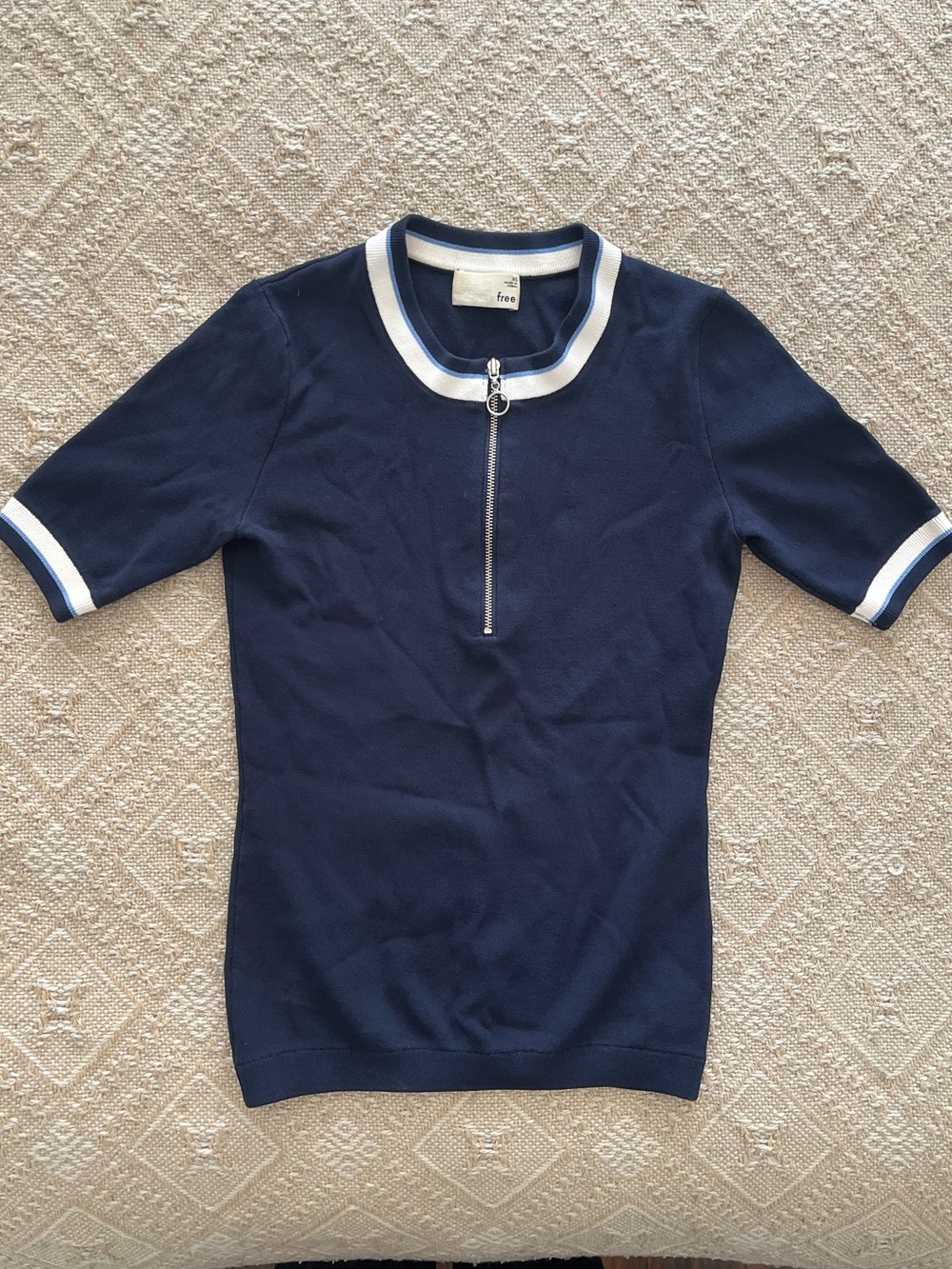 Aritzia Wilfred Free Navy Half Zip Knit Top Striped Trim Short Sleeve Size XS